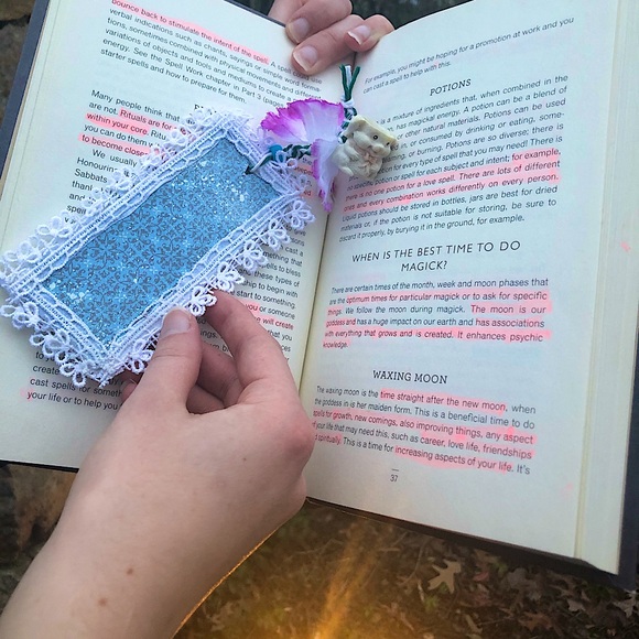 Handmade Bookmark w/ Vintage Bunny Teacup Charm - Picture 6 of 6